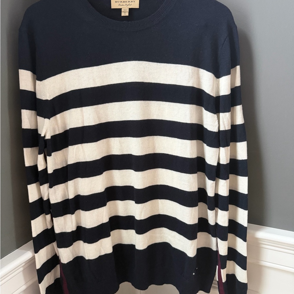 Burberry Navy and White Striped Crewneck cashmere Sweater